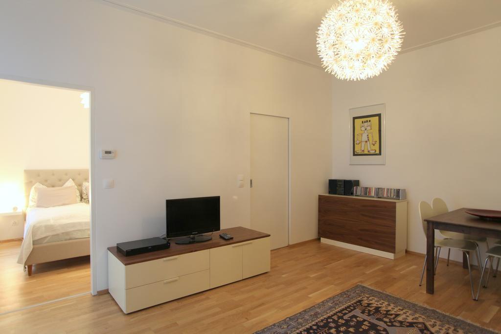 Moderne Stadtwohnung Mit Balkon Viyana Oda fotoğraf